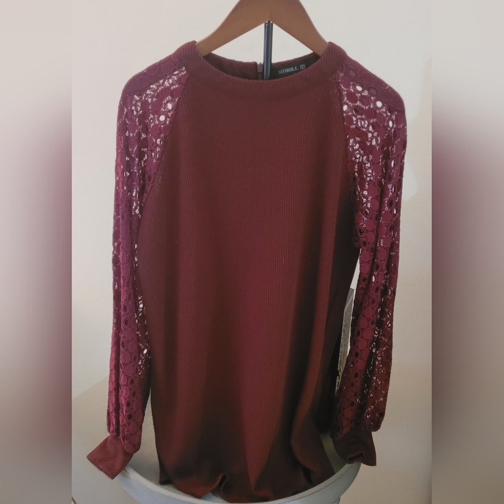 Burgundy Lace Sleeve Top
